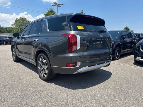 Used 2021 Hyundai Palisade Calligraphy w/ Cargo Package FWD image 3