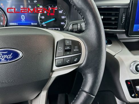 Certified 2022 Ford Explorer XLT w/ Equipment Group 202A image 16