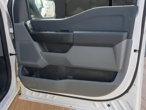 Used 2022 Ford F150 Lightning Pro image 13