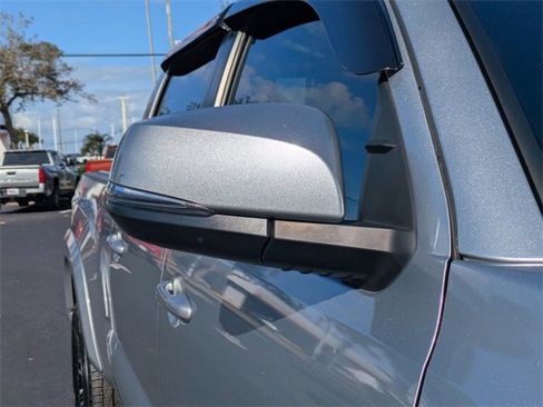 Used 2023 Toyota Tacoma TRD Sport image 12