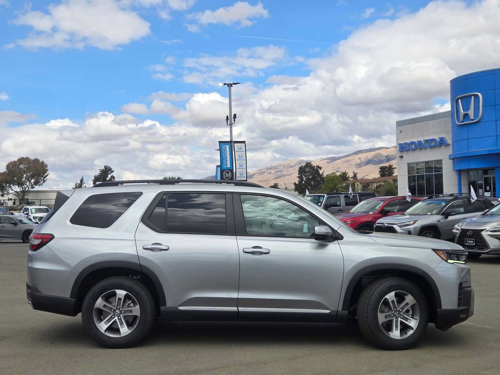 New 2026 Honda Pilot EX-L image 3