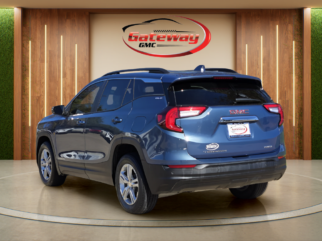 Used 2024 GMC Terrain SLE w/ Driver Convenience Package AWD/4WD image 7