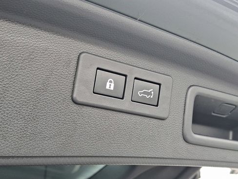 Used 2023 Subaru Forester Touring image 30