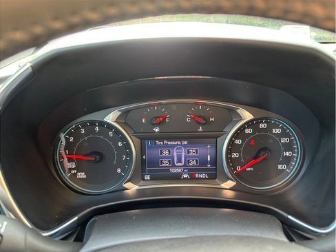 Used 2020 Chevrolet Equinox LT image 22