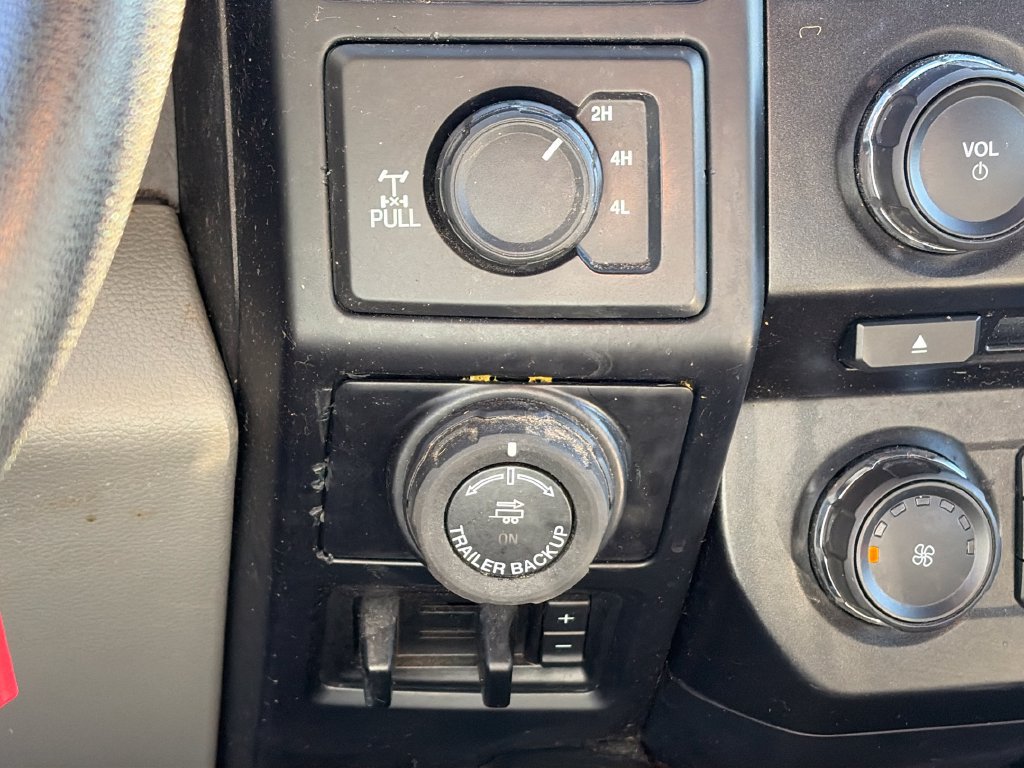 Used 2017 Ford F150 XL w/ Equipment Group 101A Mid AWD/4WD image 21