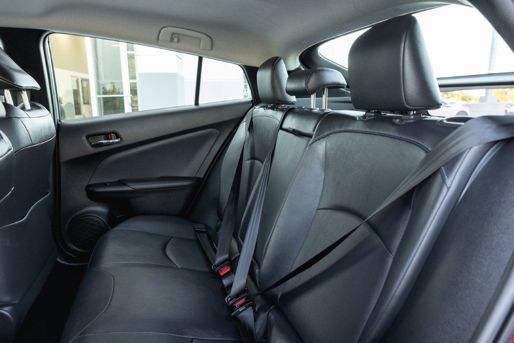 Used 2018 Toyota Prius Three Touring FWD image 23