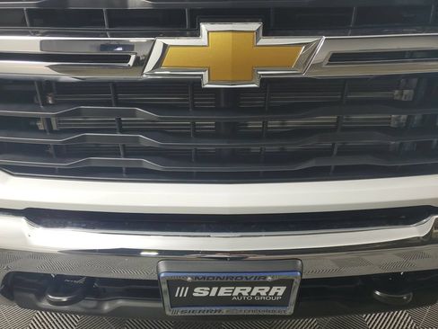 New 2026 Chevrolet Silverado 3500 LT w/ Convenience Package RWD image 10