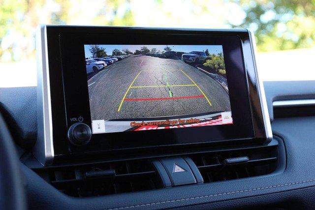 Used 2025 Toyota RAV4 XLE AWD/4WD image 14