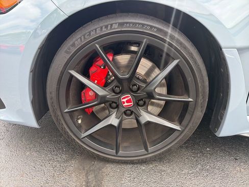 Certified 2025 Honda Civic Type R image 10