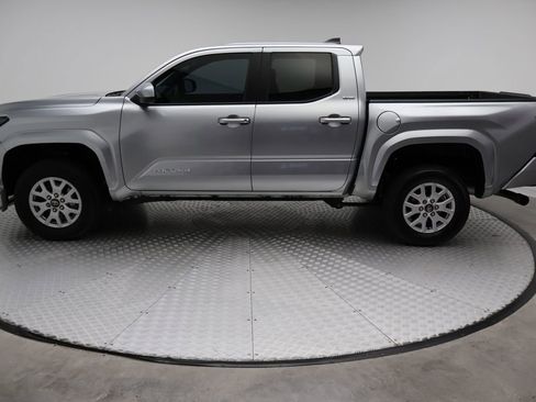 Certified 2025 Toyota Tacoma SR5 image 12