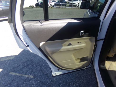 Used 2010 Ford Edge Limited image 30