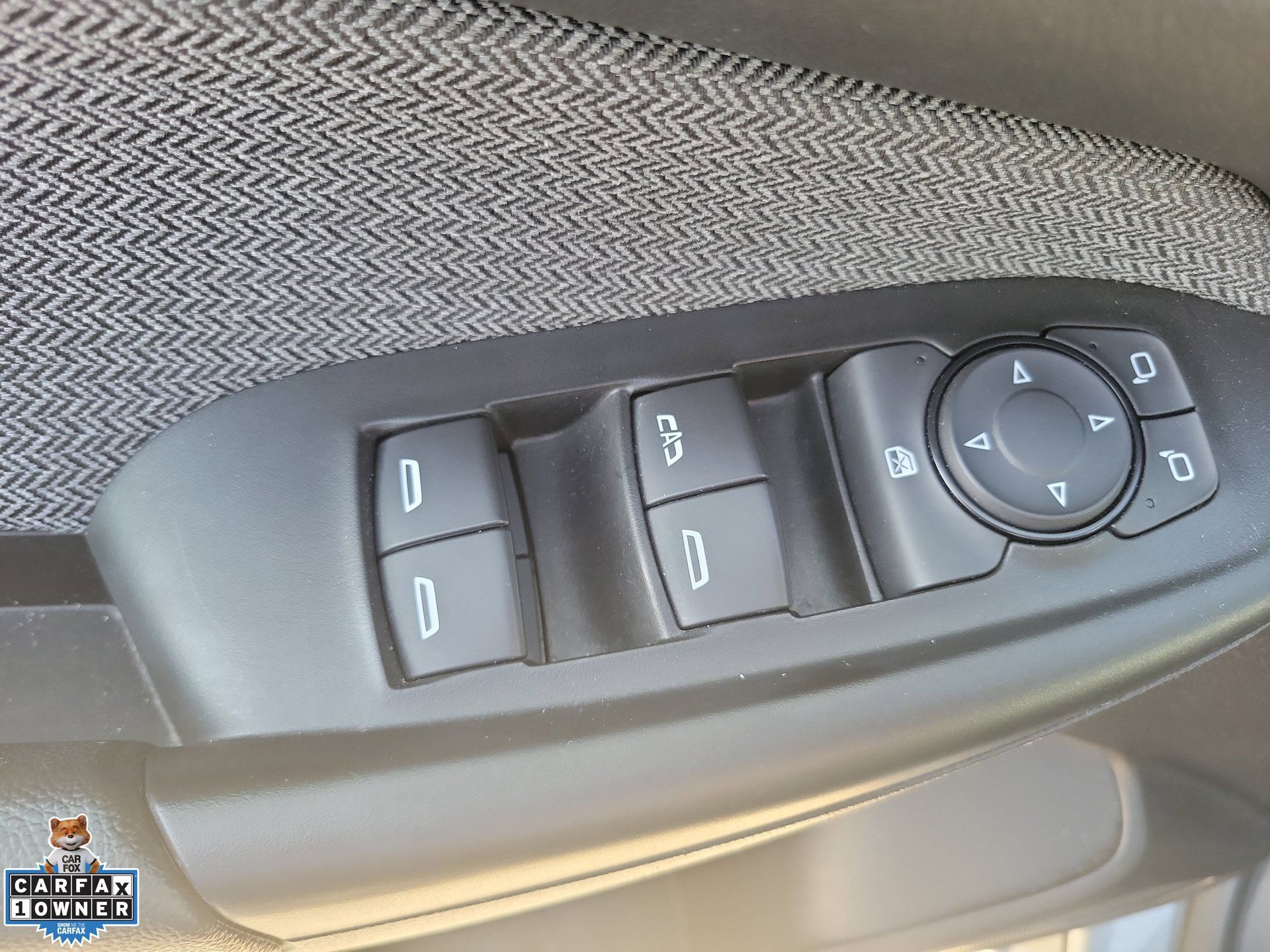 Used 2025 Chevrolet TrailBlazer LT AWD/4WD image 16