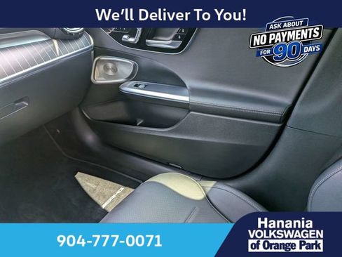 Used 2023 Mercedes-Benz C 300 Sedan image 21