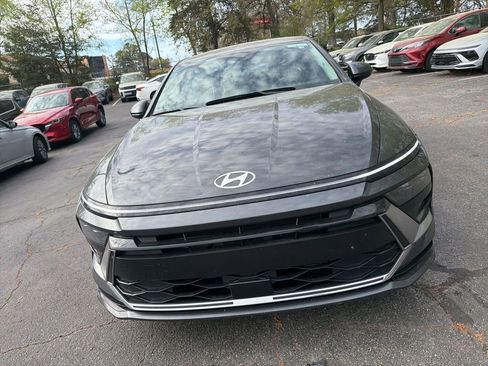 Used 2025 Hyundai Sonata SEL image 2