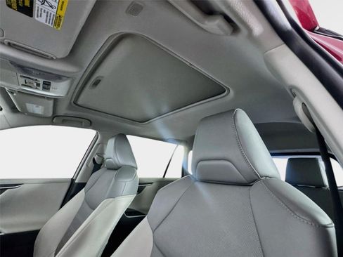 Used 2023 Toyota RAV4 Limited FWD image 14