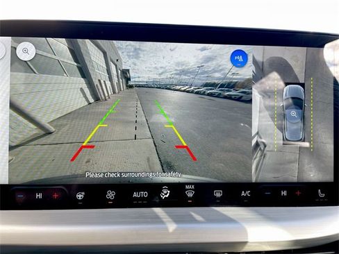 Used 2024 Ford Escape Platinum image 17