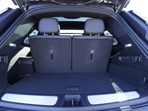 Used 2026 Cadillac Vistiq Sport image 51