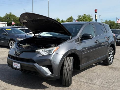 Used 2018 Toyota RAV4 LE w/ All Weather Liner Package FWD image 12