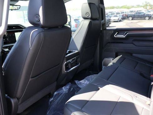 New 2026 GMC Sierra 2500 Denali w/ Denali Reserve Package AWD/4WD image 10