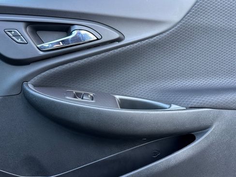 Used 2022 Chevrolet Malibu LT image 19