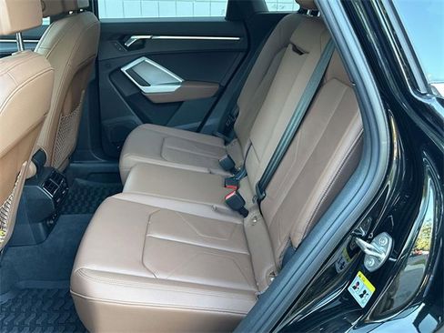 Certified 2025 Audi Q3 2.0T Premium Plus w/ Premium Plus Package image 14
