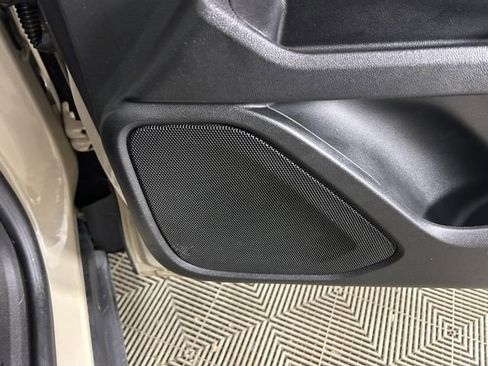 Used 2023 GMC Terrain SLT w/ Elevation Edition image 30