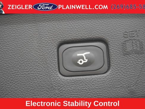 Used 2024 Ford Edge ST-Line AWD/4WD image 9