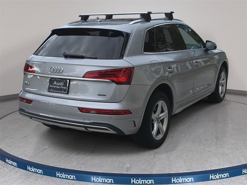 Used 2023 Audi Q5 2.0T Premium w/ Convenience Package image 6