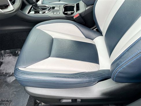 Used 2022 Subaru Crosstrek Hybrid w/ Moonroof Package w/Navigation image 20