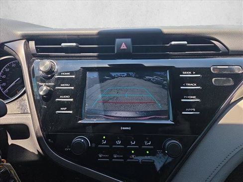 Used 2020 Toyota Camry LE w/ Carpet Mat Package FWD image 10