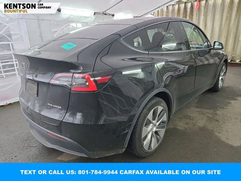 Used 2021 Tesla Model Y Long Range image 3