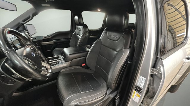 Used 2019 Ford F150 Raptor w/ Equipment Group 802A Luxury AWD/4WD image 8