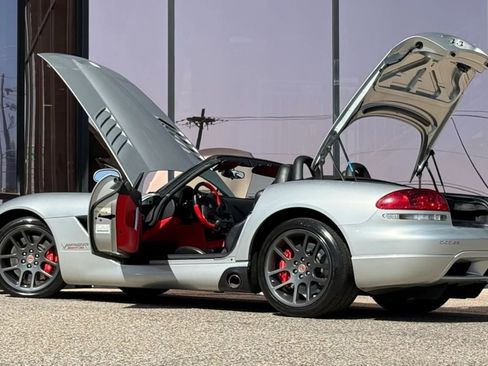 Used 2005 Dodge Viper SRT-10 w/ Mamba Edition Group RWD image 29