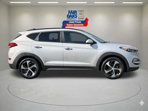 Used 2016 Hyundai Tucson Limited w/ Option Group 03 AWD/4WD image 5