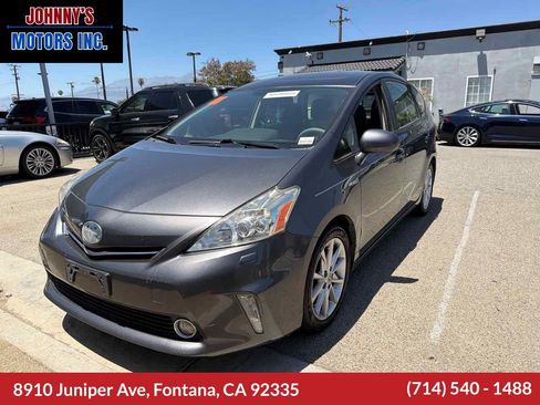 Used 2014 Toyota Prius V Five FWD image 1