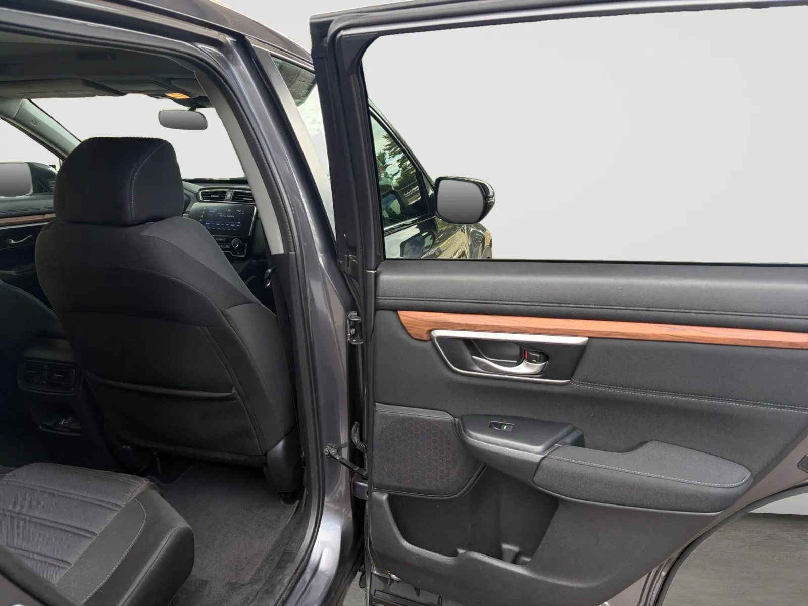 Used 2019 Honda CR-V EX image 17