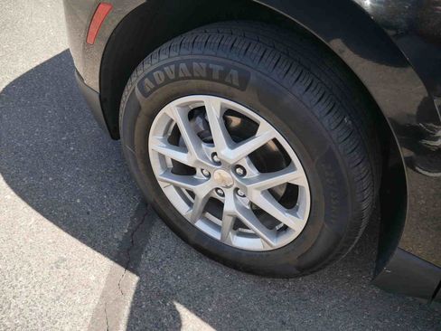 Used 2024 Chevrolet Equinox LT AWD/4WD image 12