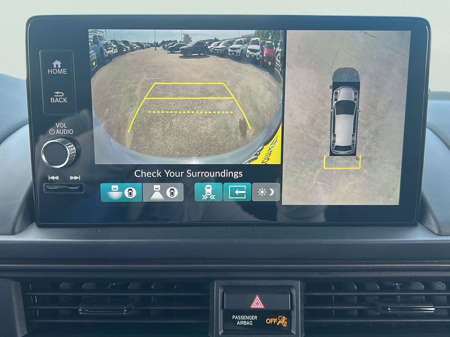 Used 2025 Honda Pilot TrailSport image 15