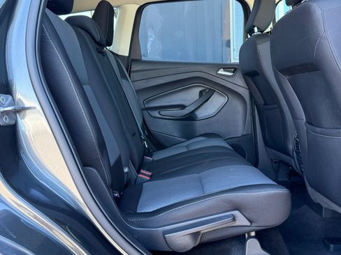 Used 2019 Ford Escape SE FWD image 13