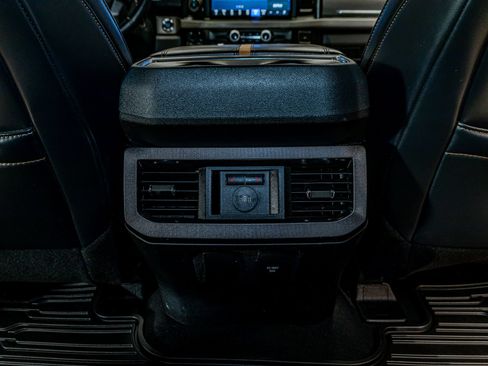 Used 2024 Ford F350 Platinum w/ Tremor Off-Road Package AWD/4WD image 27
