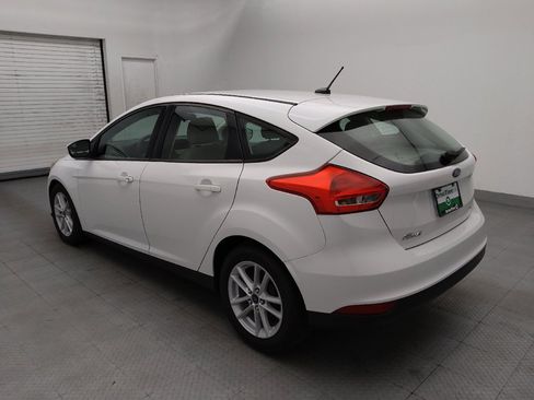 Used 2018 Ford Focus SE FWD image 5