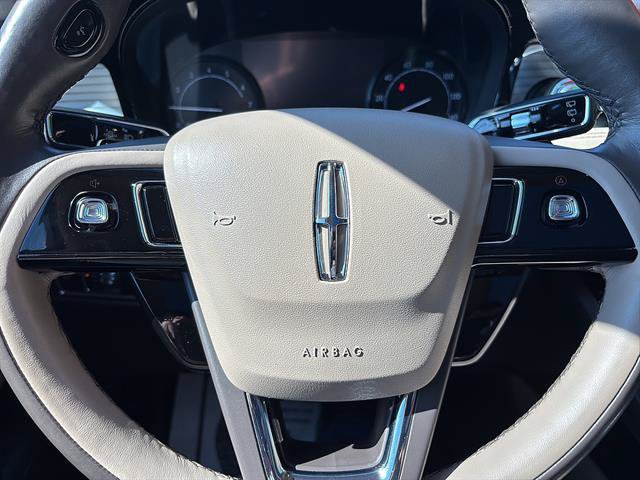 Used 2022 Lincoln Corsair AWD w/ Premium Package image 26
