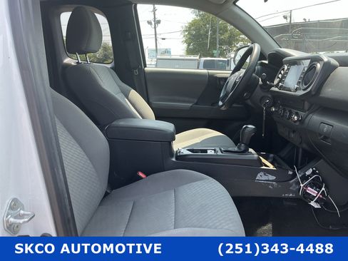 Used 2023 Toyota Tacoma SR RWD image 13