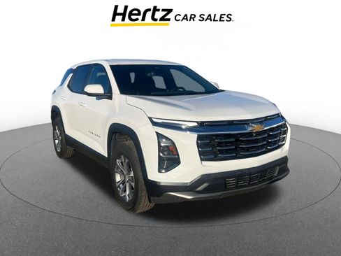 Used 2025 Chevrolet Equinox LT image 1