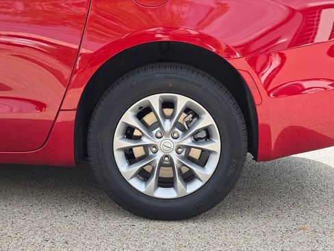 New 2026 Chrysler Pacifica Select image 16