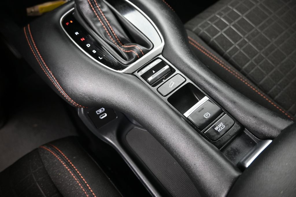 Certified 2024 Honda HR-V Sport image 16