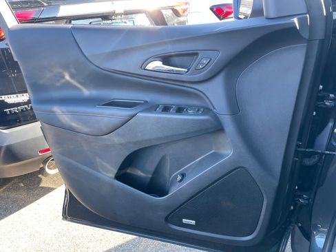 Certified 2023 Chevrolet Equinox RS w/ RS Leather Package image 24