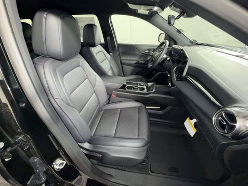 New 2026 Chevrolet Equinox LT w/ Convenience Package II image 26