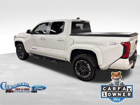 Used 2024 Toyota Tacoma TRD Sport image 4