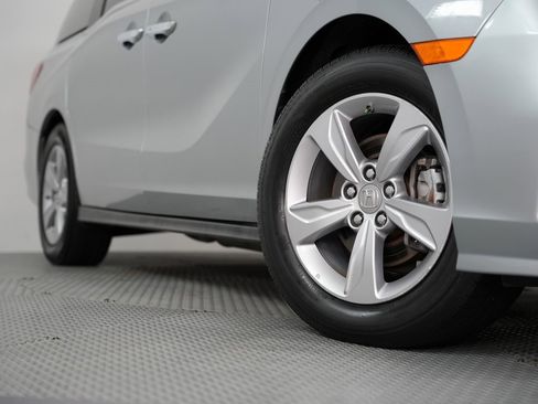 Used 2019 Honda Odyssey EX image 18